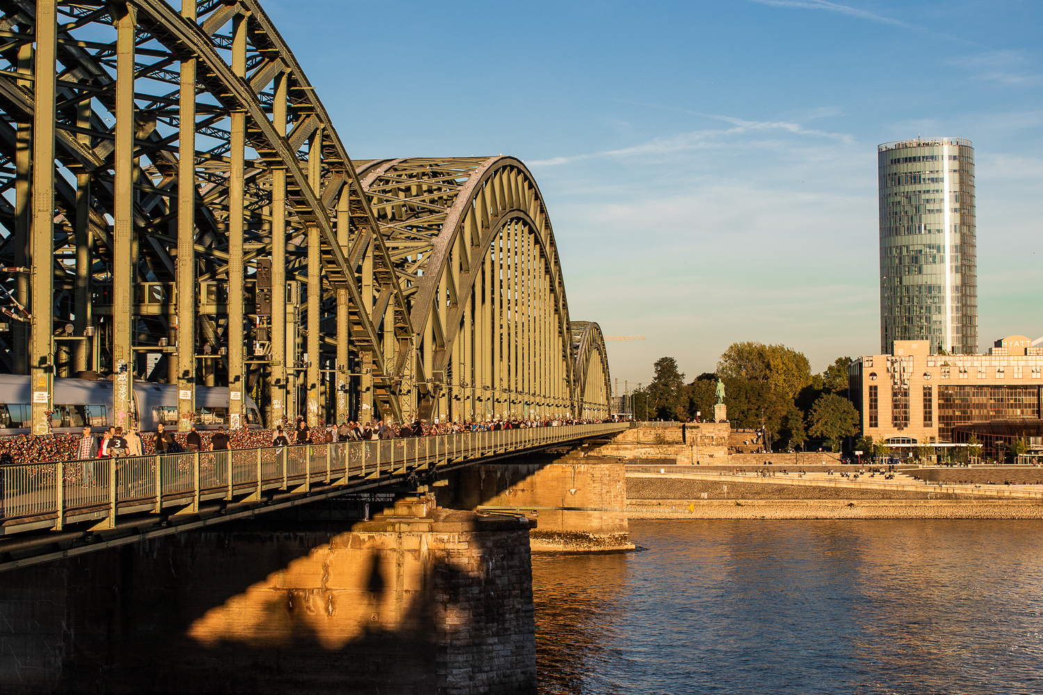 Hohenzollern Bridge #01